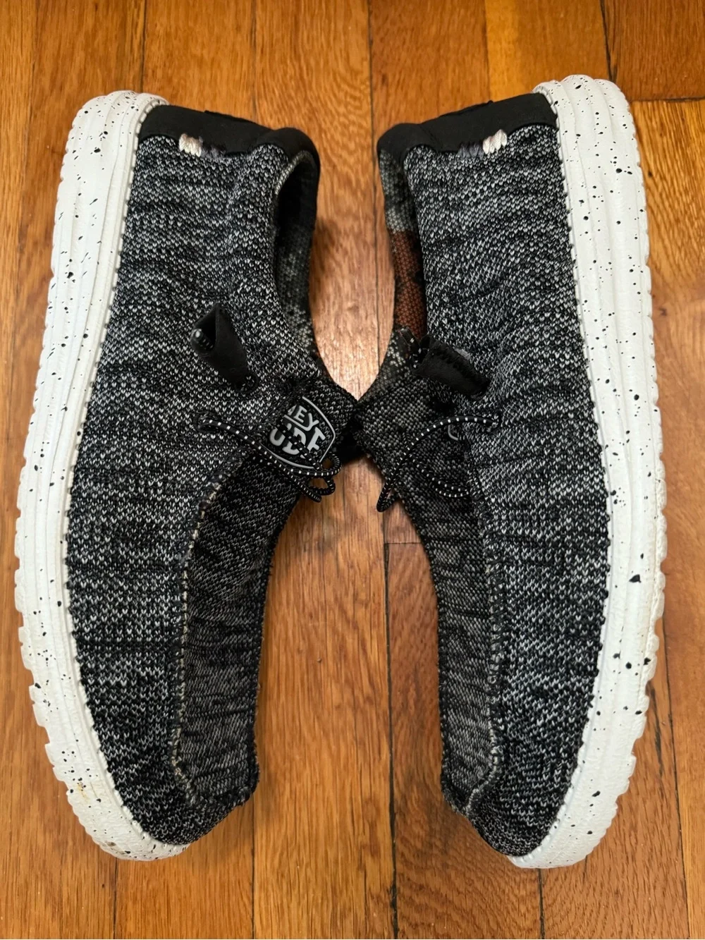 Hey Dude Wally Sox Black White